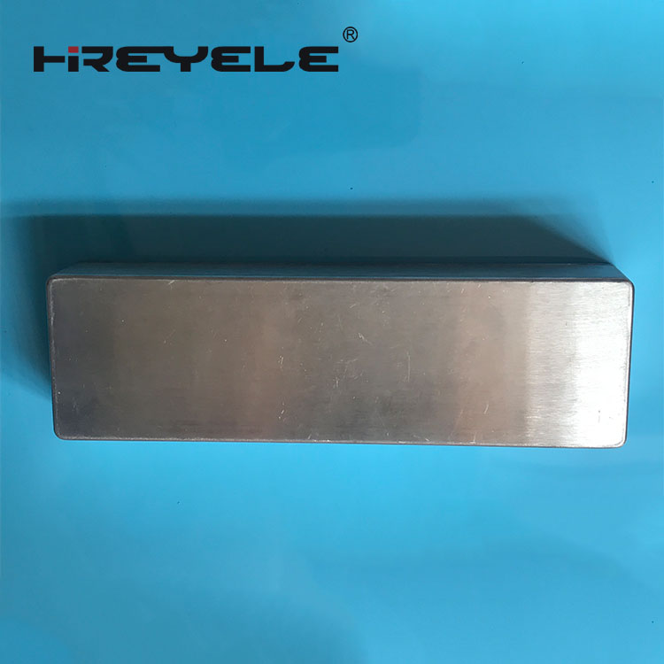 custom aluminum amplifier enclosure